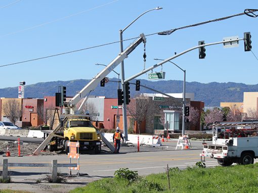 Blive opmærksom obligat Sanselig Bay Area Traffic/Street Light Installation | W. Bradley Electric