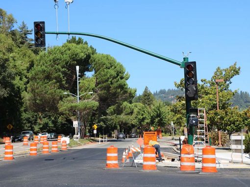 Blive opmærksom obligat Sanselig Bay Area Traffic/Street Light Installation | W. Bradley Electric